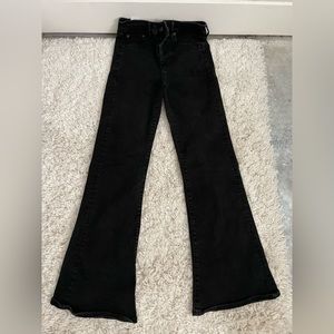 Size 2 next level stretch, Black American eagle jeans.